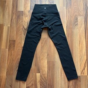 Lululemon High-Waist Black Woman’s Active Leggings